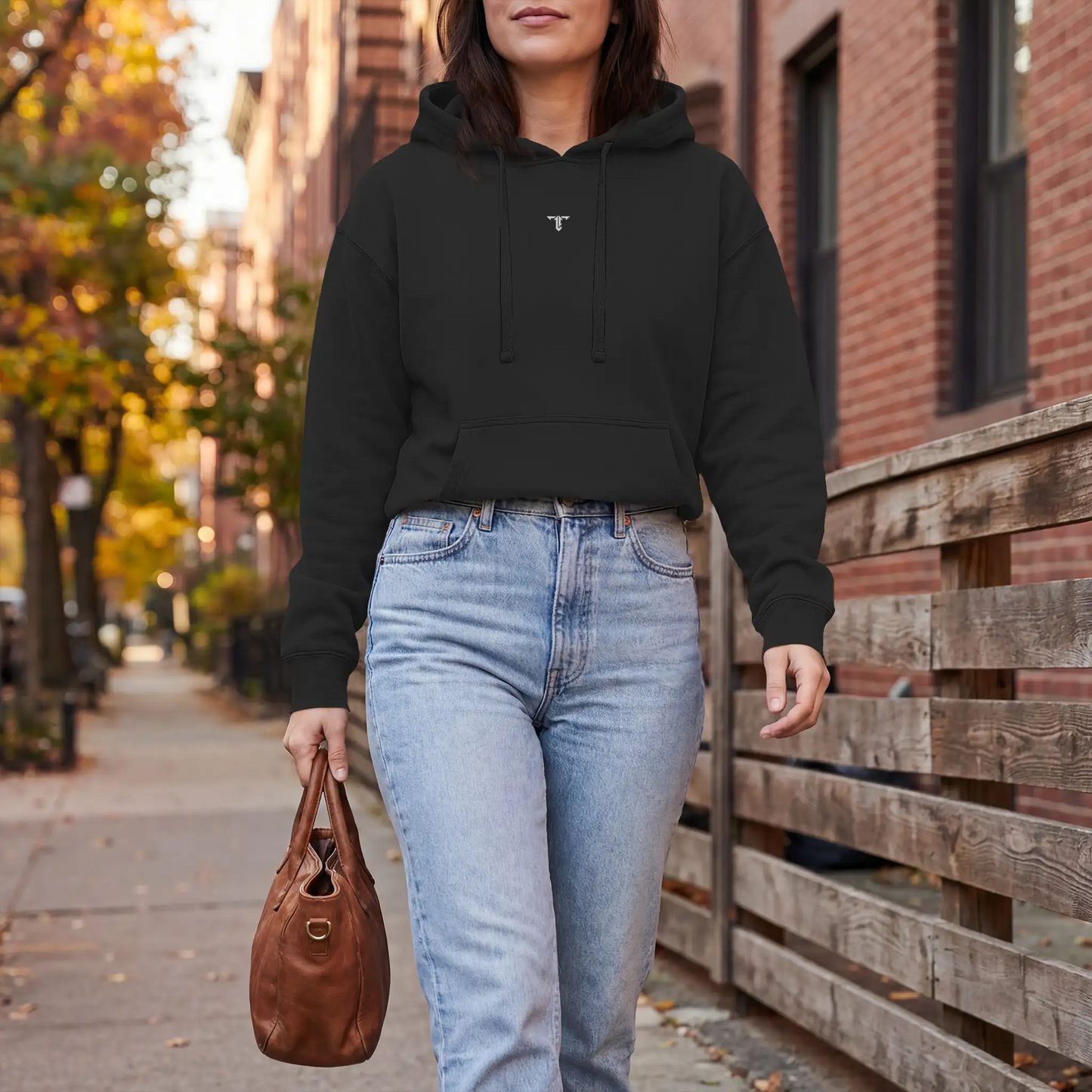 Timeless independent pullover hoody