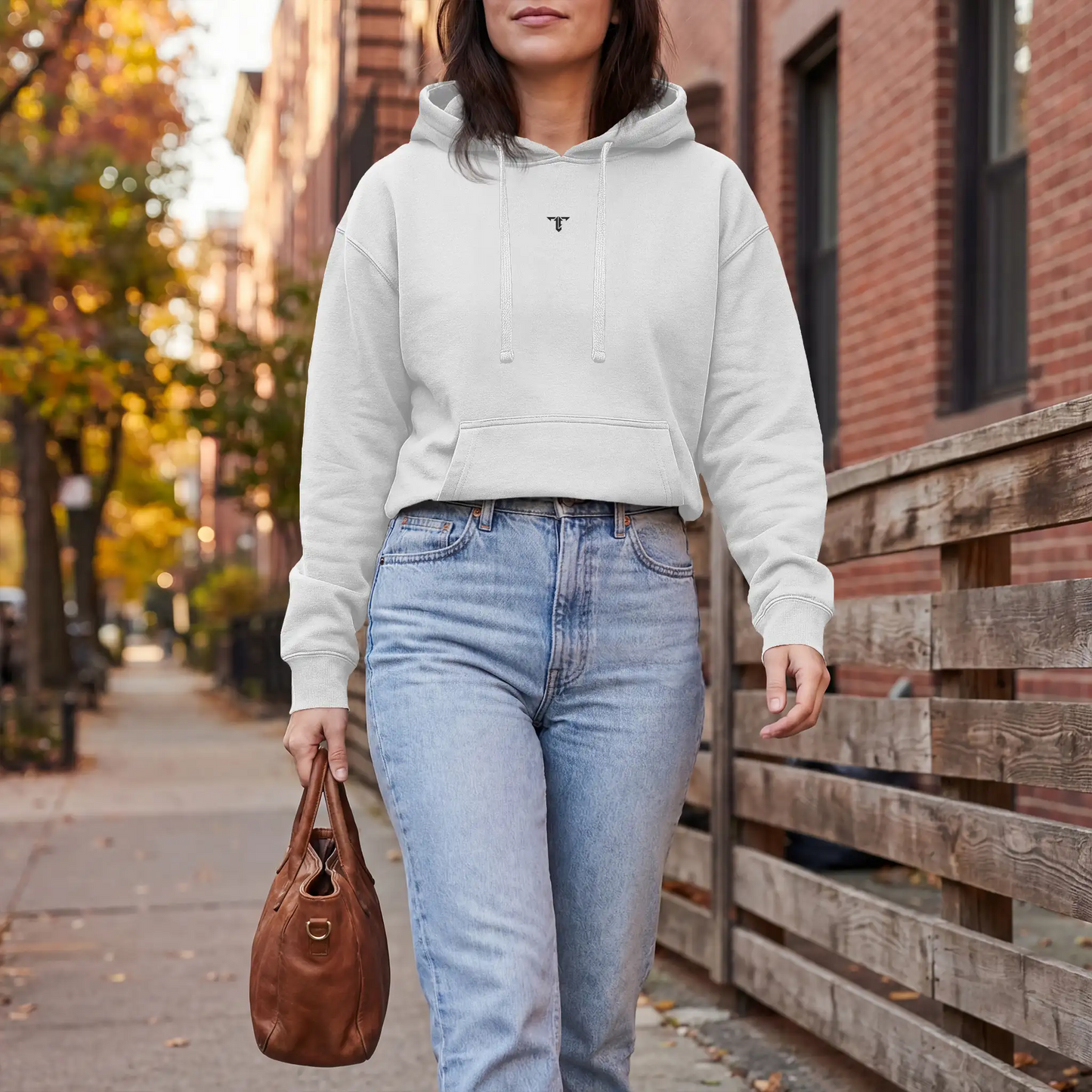 Timeless independent pullover hoody